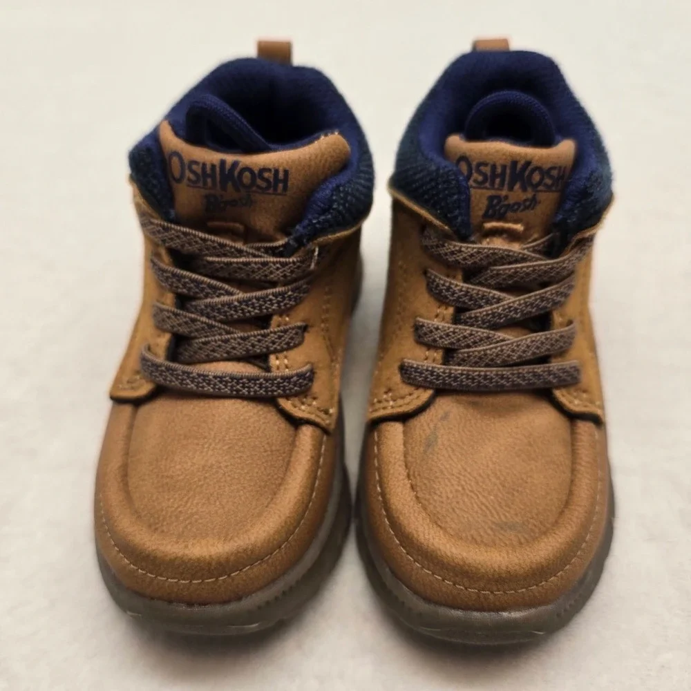 OshKosh Bgosh Doom Toddler Boys Lace Up Moc Toe Sneakers Brown Navy Size 6M